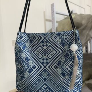 shoulder bag
