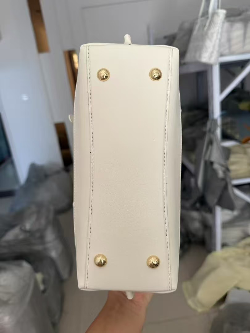 tote bag - Image 4
