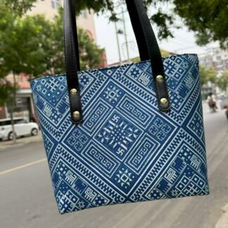 Women's Vintage Blue Geometric Embroidered Tote Bag Large Capacity Canvas Shoulder Handbag Ethnic Style Shopping Bag